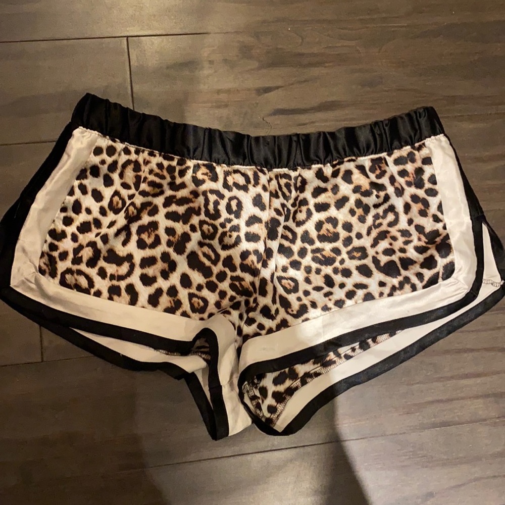 VS satin sleep short